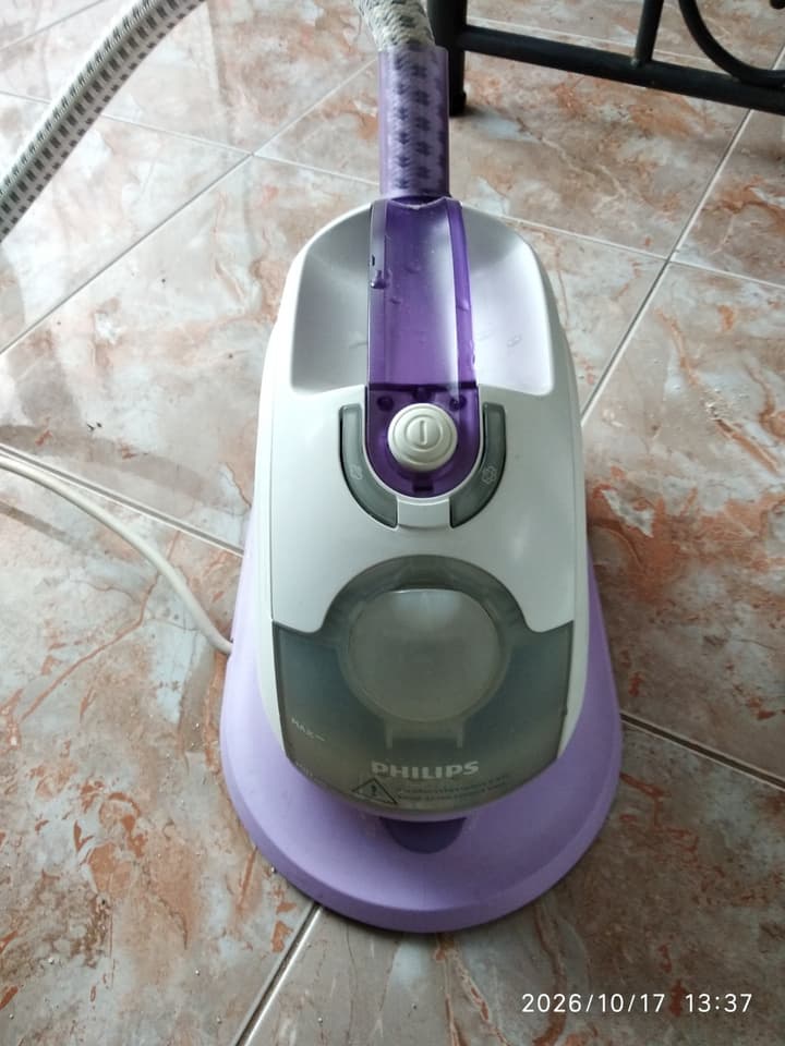 Philips GC525 Vertical Garment Steamer