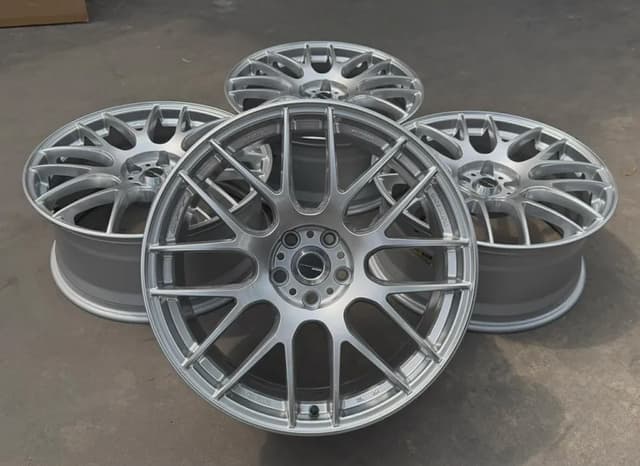 Комплект дисков WORK Wheels Japan M8R 19 дюймов