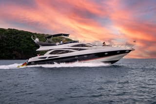 Sunseeker Manhattan 64 Ethereum — частный чартер яхты в Паттайе - image blurred placeholder