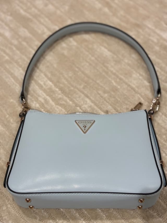Оригинальная синяя сумка Guess