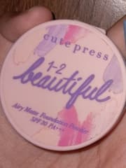 Компактная пудра для тонального покрытия CUTE PRESS 1-2-BEAUTIFUL с воздушным матовым финишем, SPF 30 PA+++ - image blurred placeholder