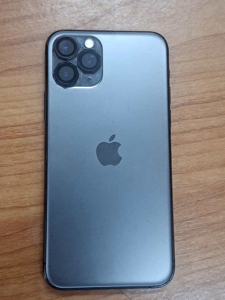 iPhone 11 Pro, 64 ГБ, аккумулятор 70%