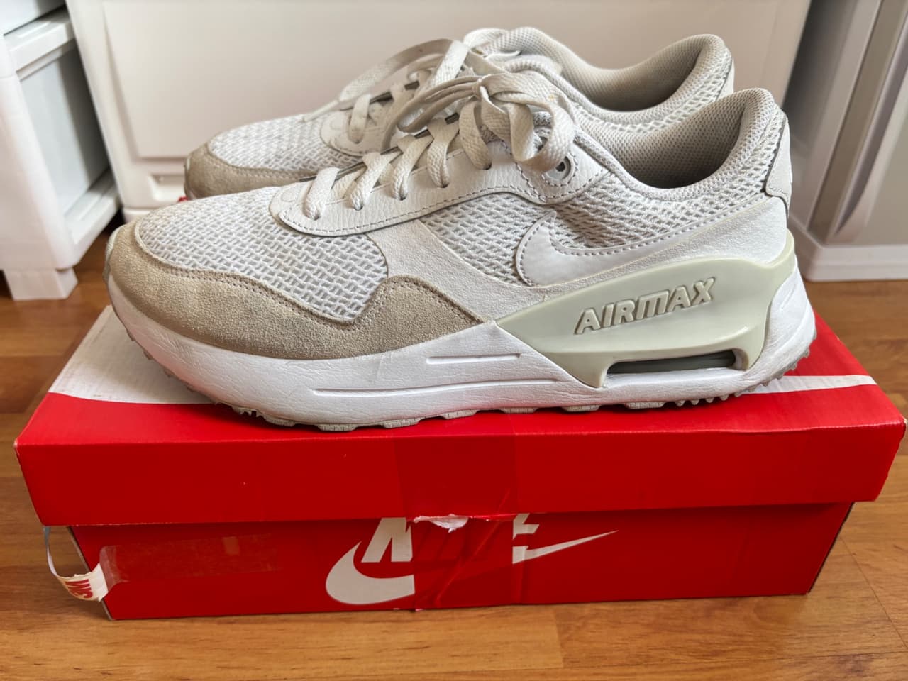 Кроссовки Nike Air Max SYSTM