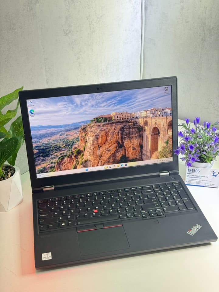[Б/у] Lenovo ThinkPad P15 Gen 1 — i7 10th Gen / 32GB / 512GB / Quadro T1000