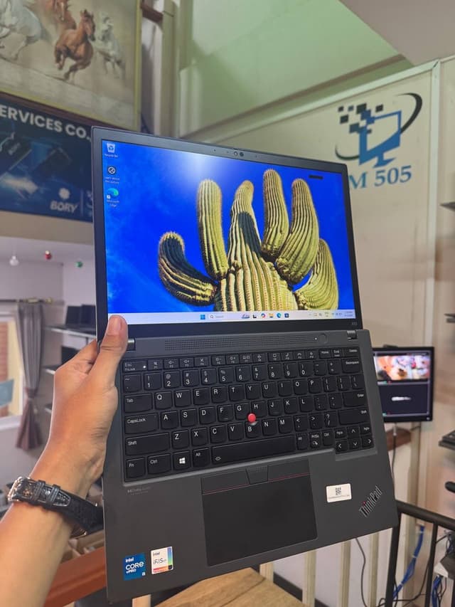 [Б/у] ThinkPad X13 Gen 2 — i5 11-го поколения / 16 ГБ / 256 ГБ / 13,3″ FHD с сенсорным экраном