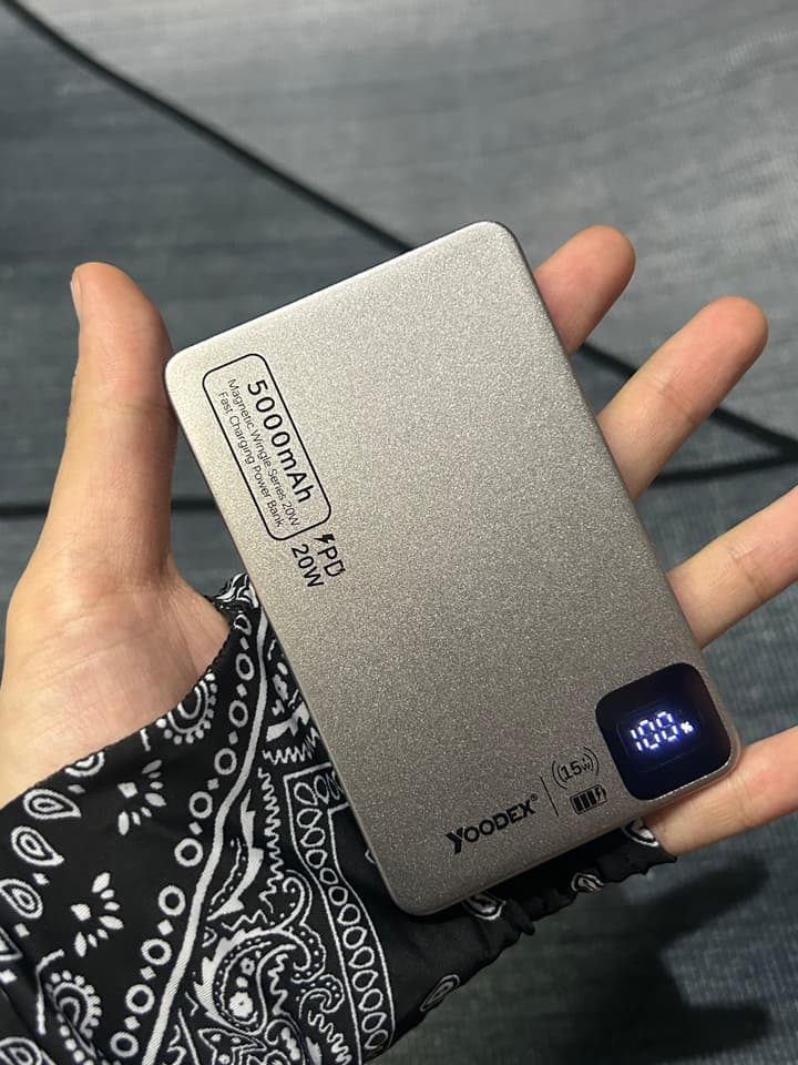 Портативный аккумулятор YOODEX (модель E30), емкость 5 000 mAh